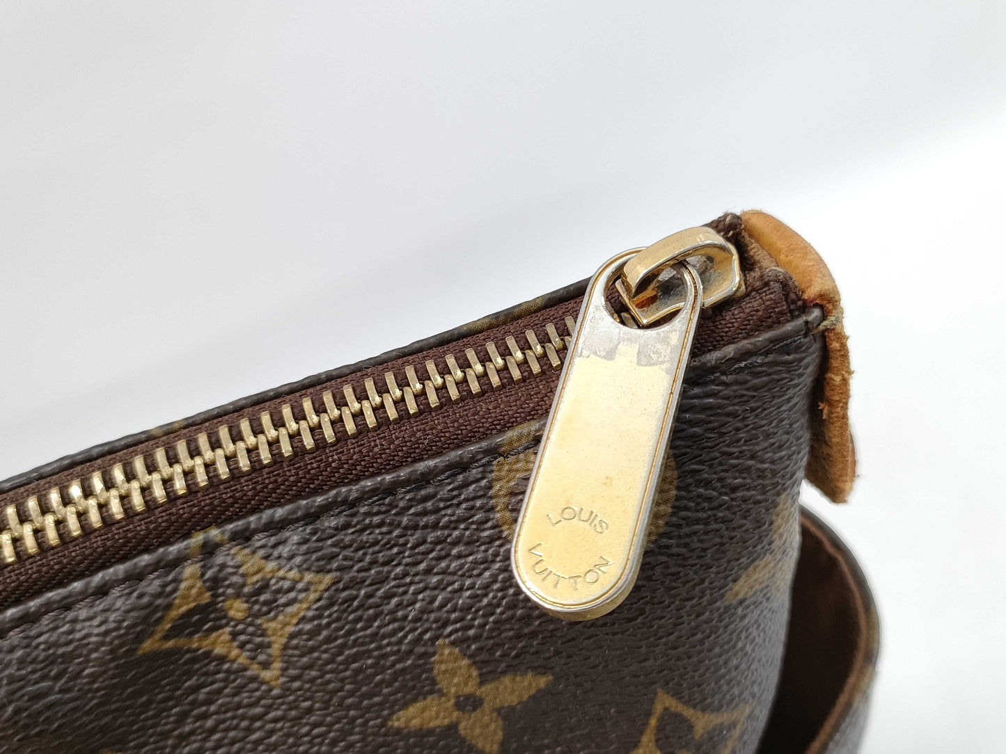 LOUIS VUITTON Monogram Totally Tote Bag