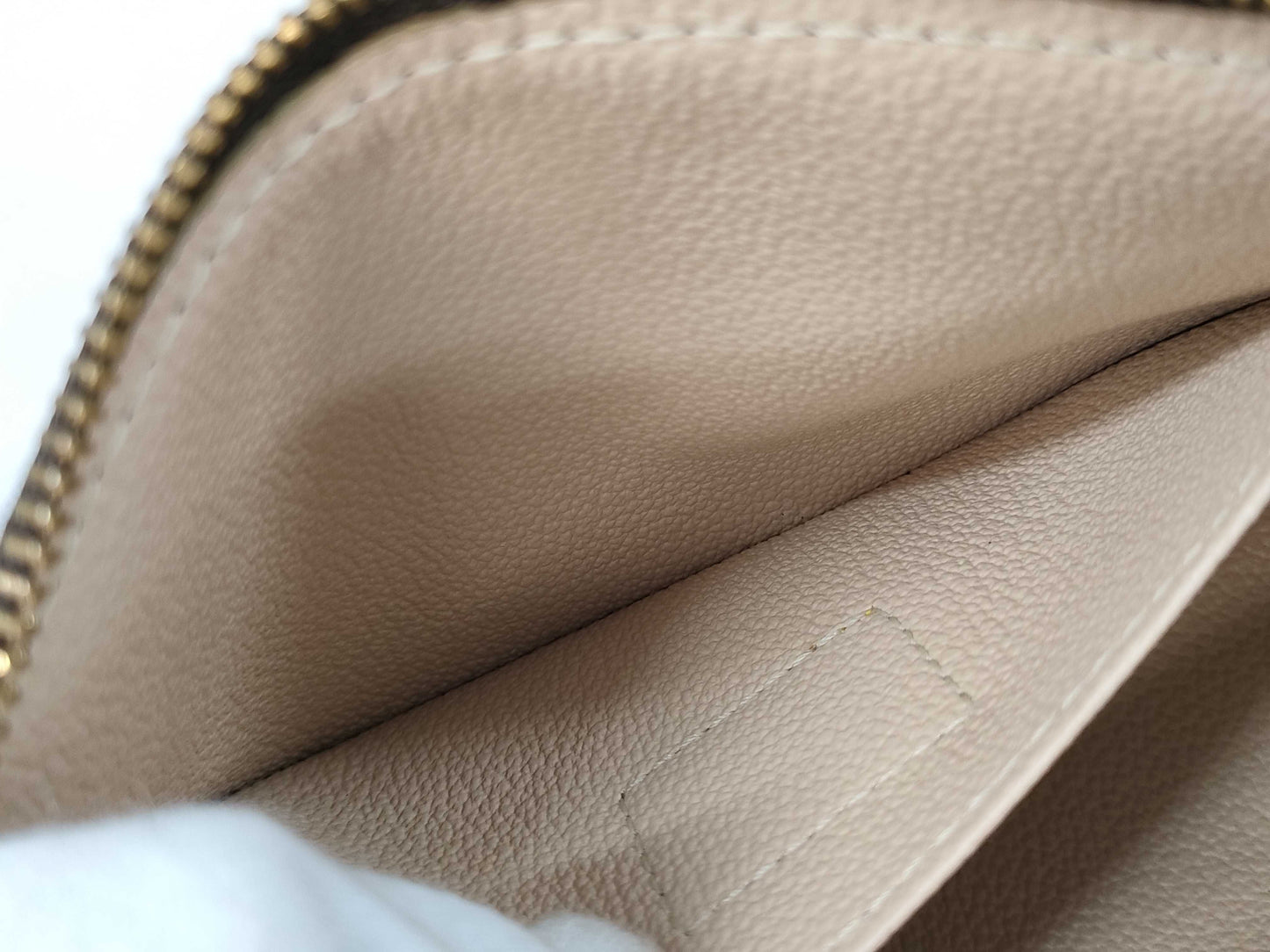 LOUIS VUITTON Monogram Pochette Cosmetic Pouch
