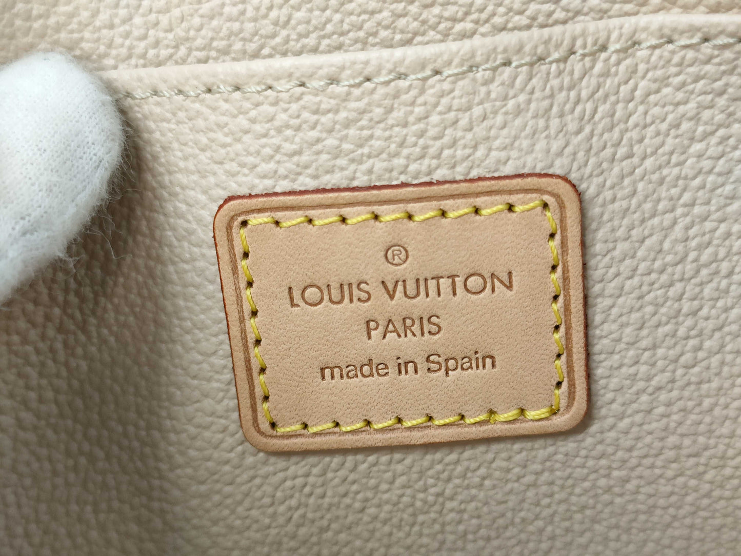 LOUIS VUITTON Monogram Pochette Cosmetic Pouch