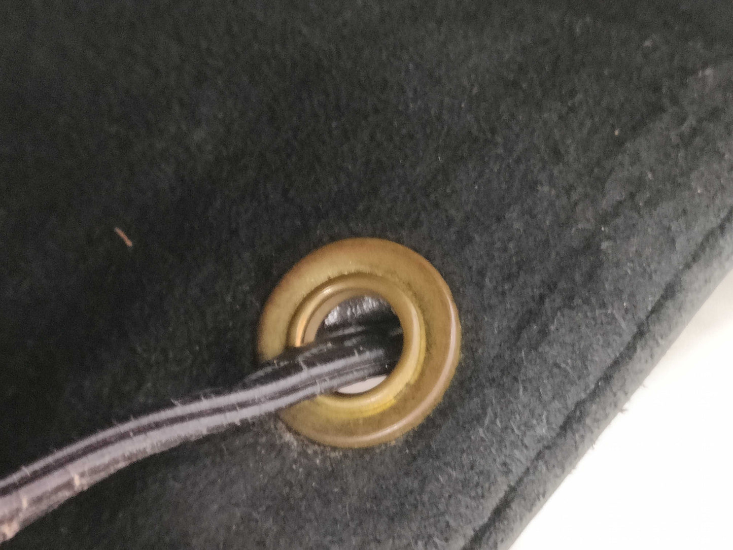 LOUIS VUITTON Epi Petit Noe Shoulder Bag