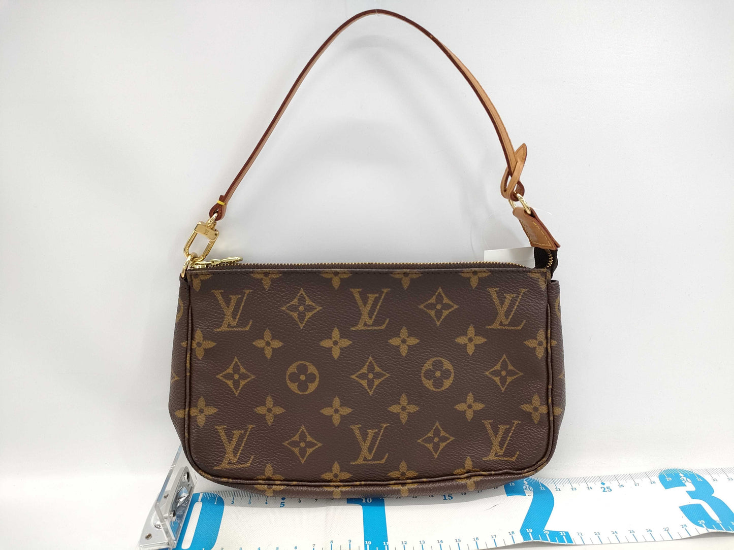 LOUIS VUITTON Monogram Accessoires Handbag
