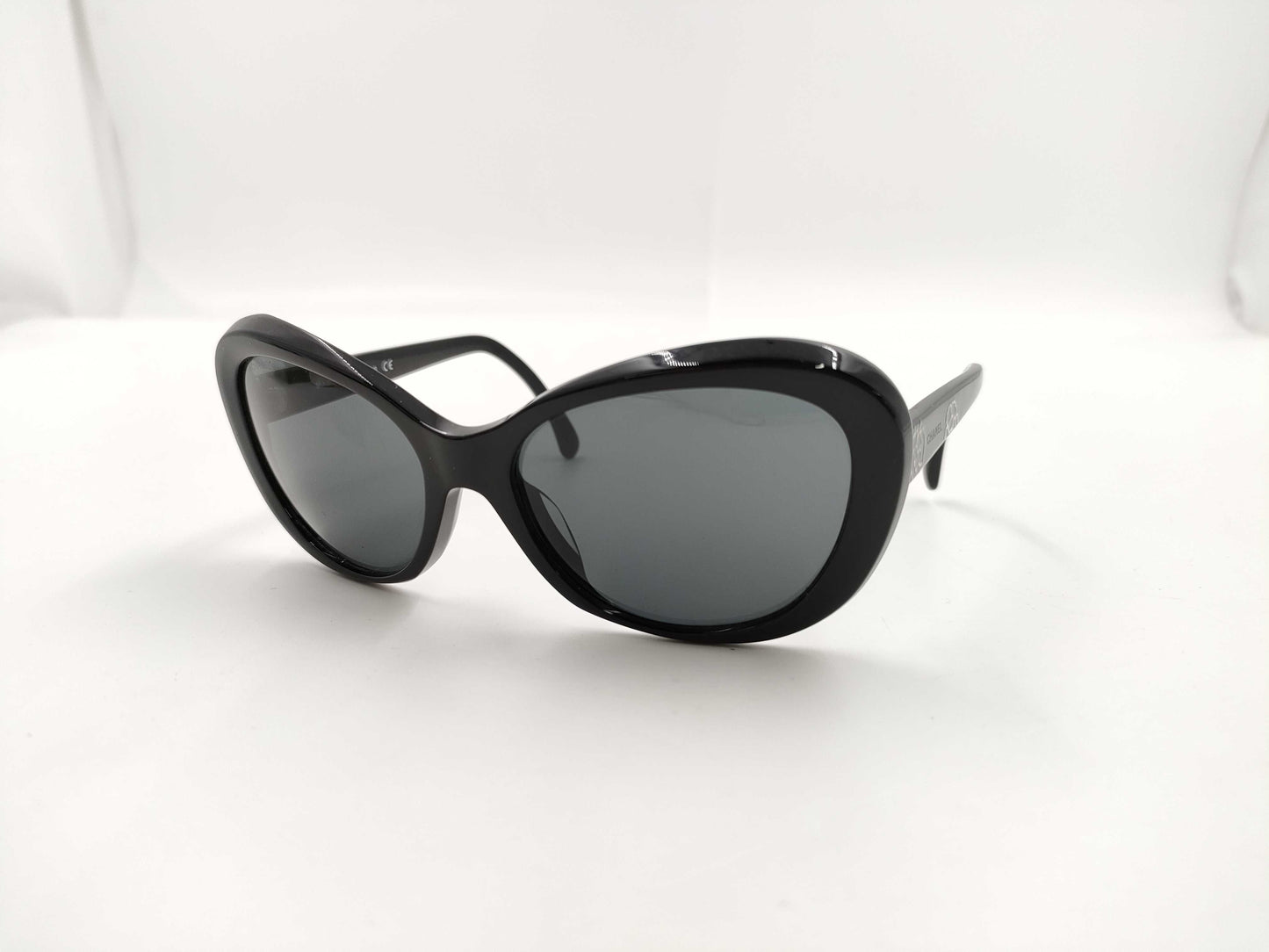 CHANEL 5246-A Camellia Sunglasses with Case
