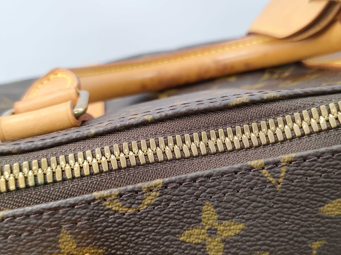 LOUIS VUITTON Monogram Keepall 55 Boston Bag