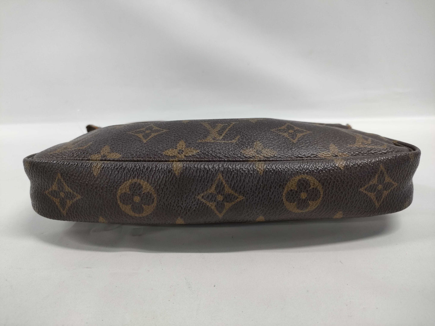 LOUIS VUITTON Monogram M40712 Pochette Accessoires Handbag