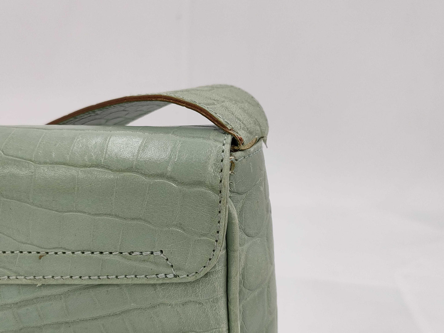 Salvatore Ferragamo Gancini Embossed/Green Shoulder Bag