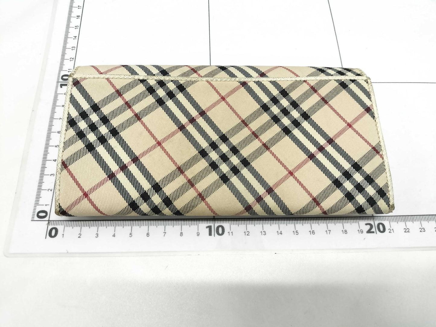 Burberry wallet wallet