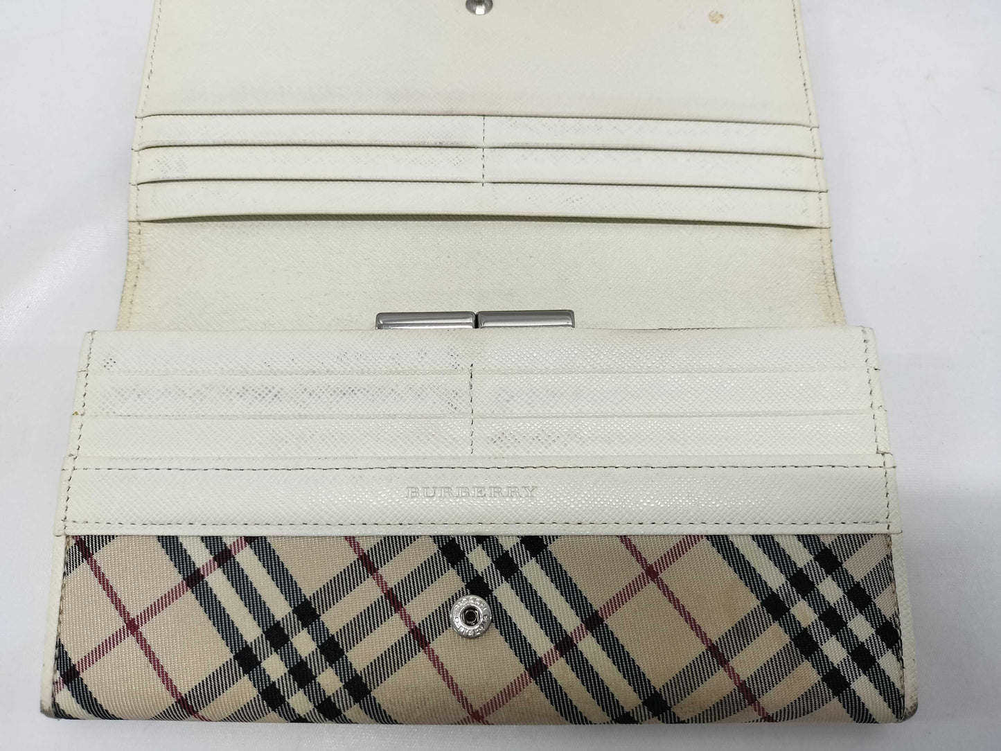 Burberry wallet wallet