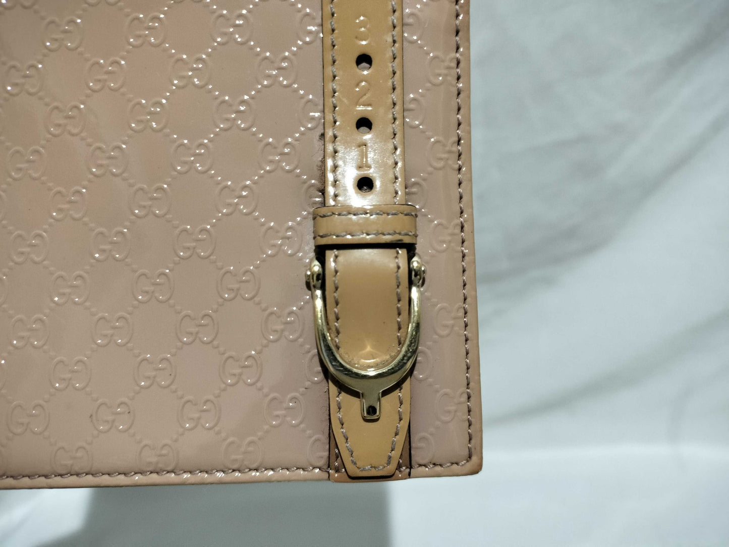 GUCCI Micro Guccissima Patent Leather 354086 Other Accessories