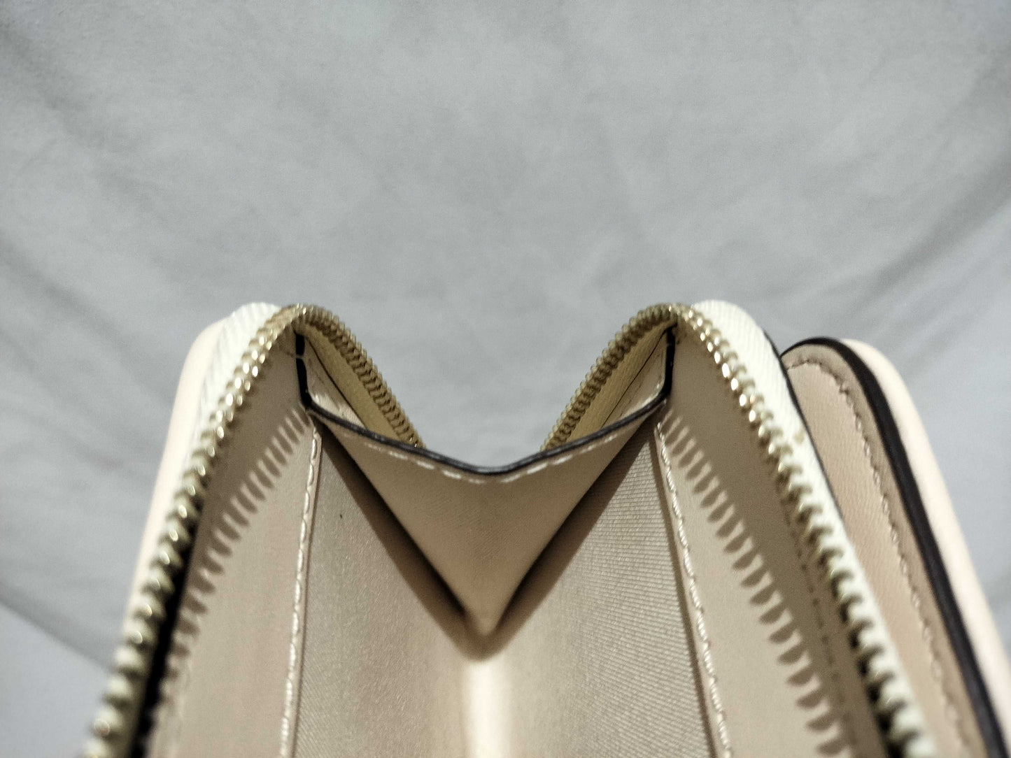 Tory Burch Designer Folding Wallet, Good Condition