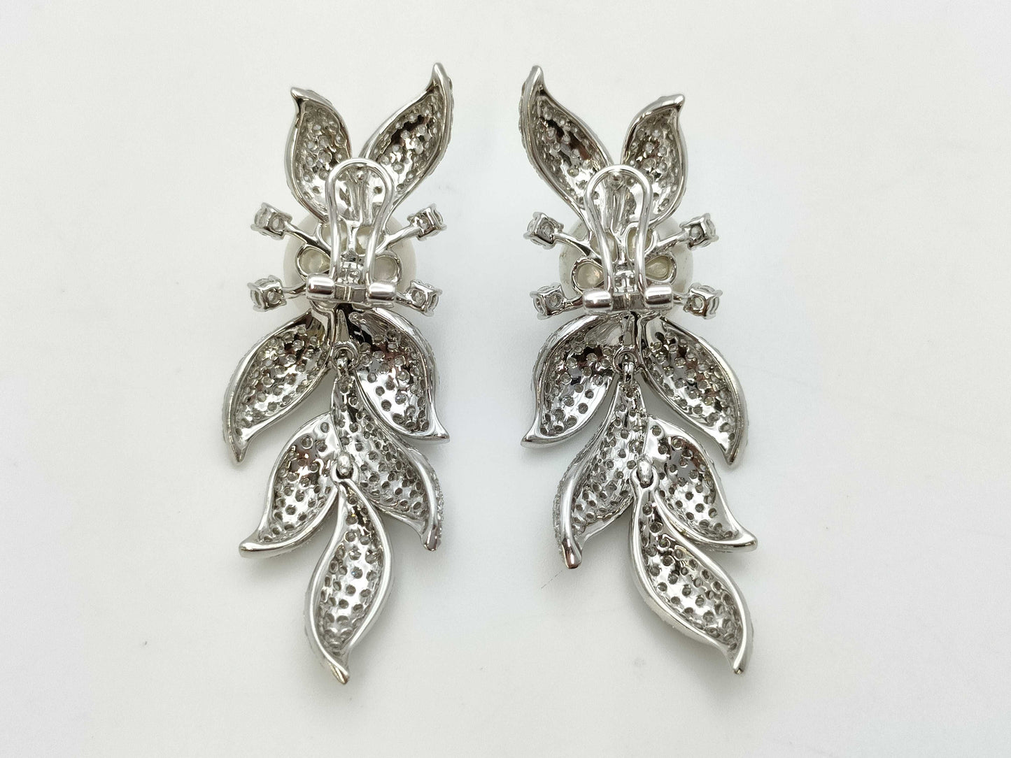 South Sea Pearl, Diameter approx. 12.0mm, D3.34ct / South Sea Pearl, Diameter approx. 11.8mm, D3.34ct, 18K White Gold, 22.8g, Earrings
