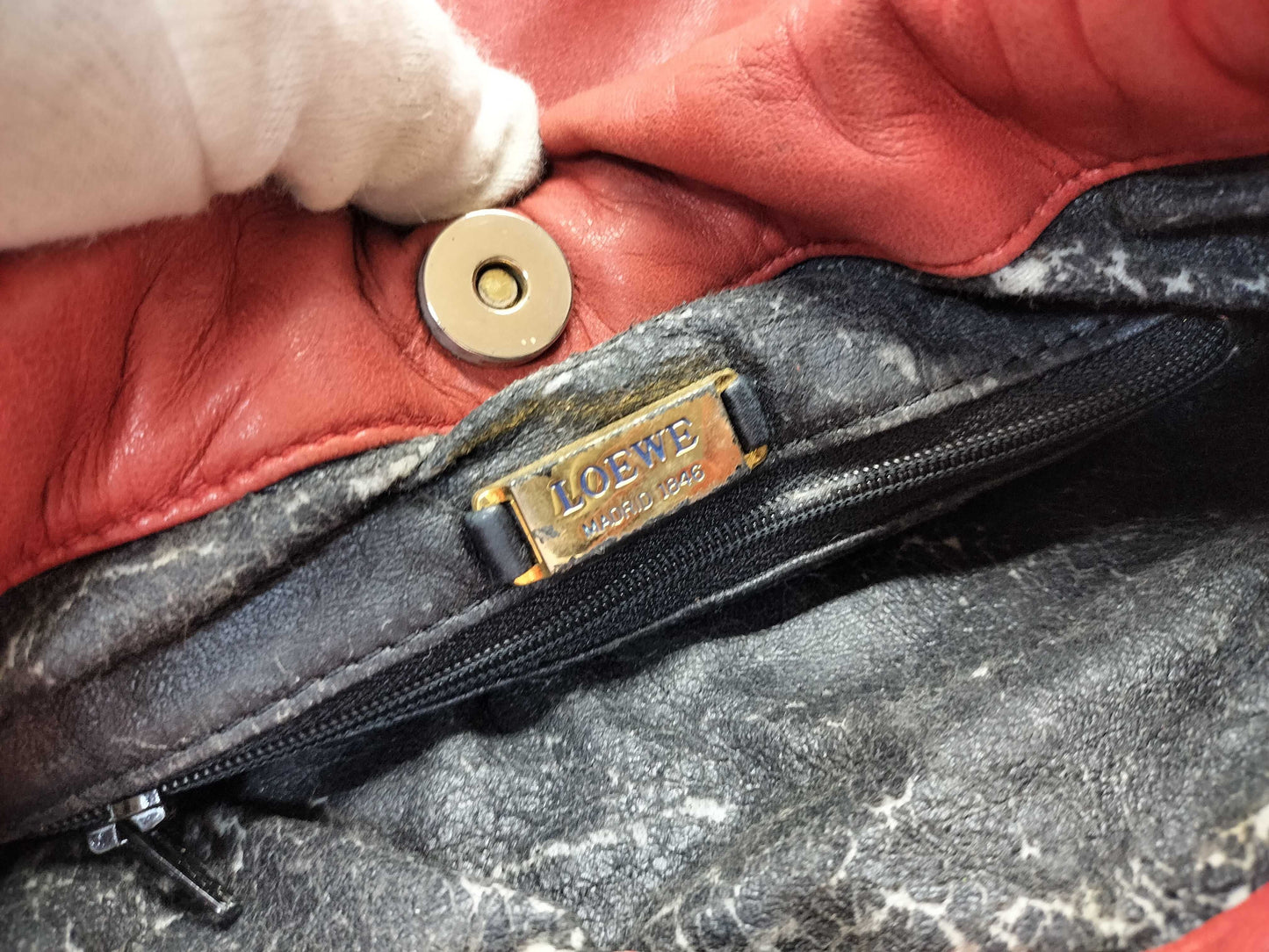 LOEWE Drawstring Shoulder Bag