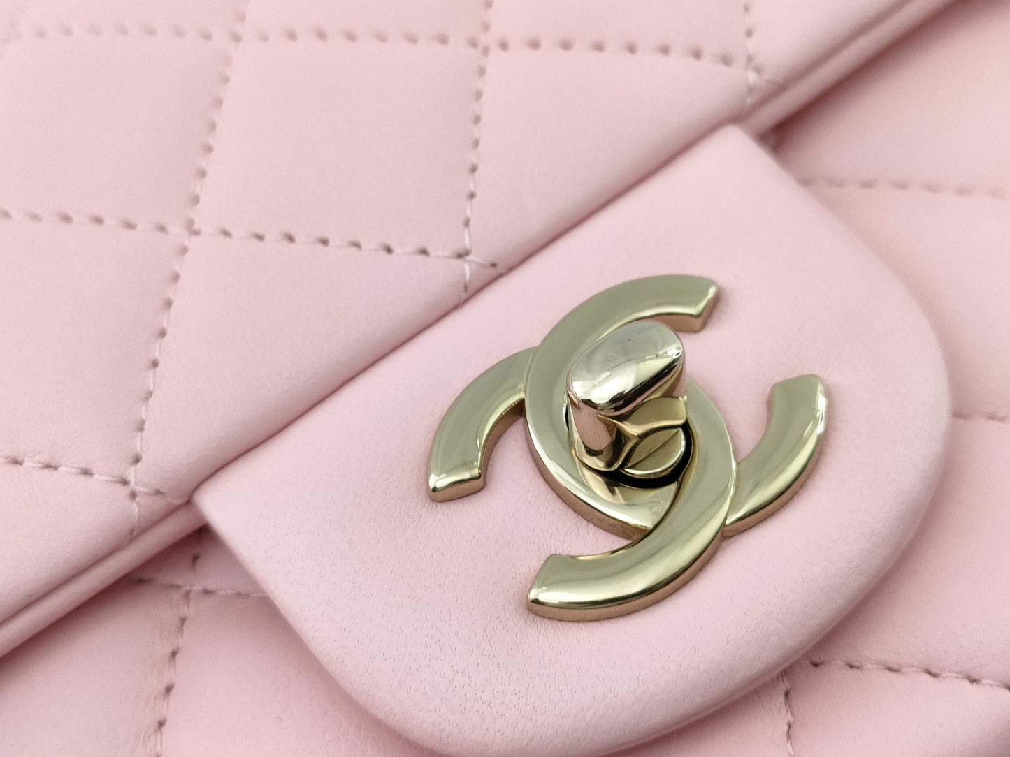 CHANEL Lambskin Single Mini Matelasse Chain Pink Shoulder Bag