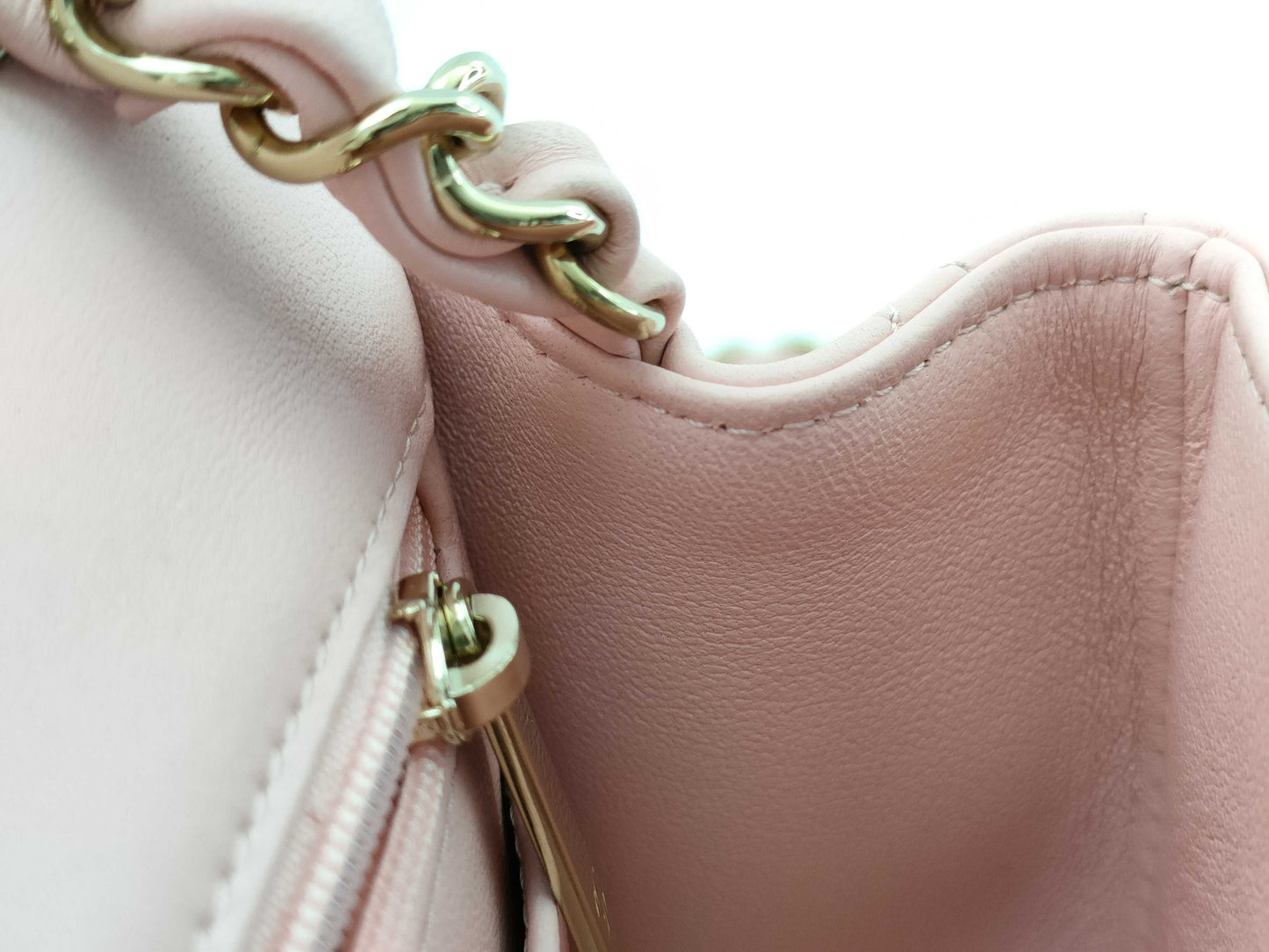 CHANEL Lambskin Single Mini Matelasse Chain Pink Shoulder Bag