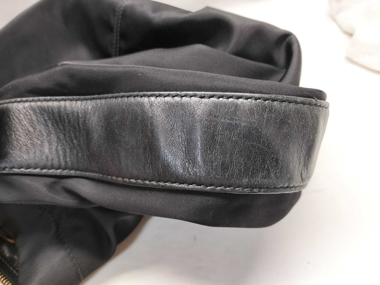 Salvatore Ferragamo AU-21 D337 Nylon and Leather One-Shoulder Bag