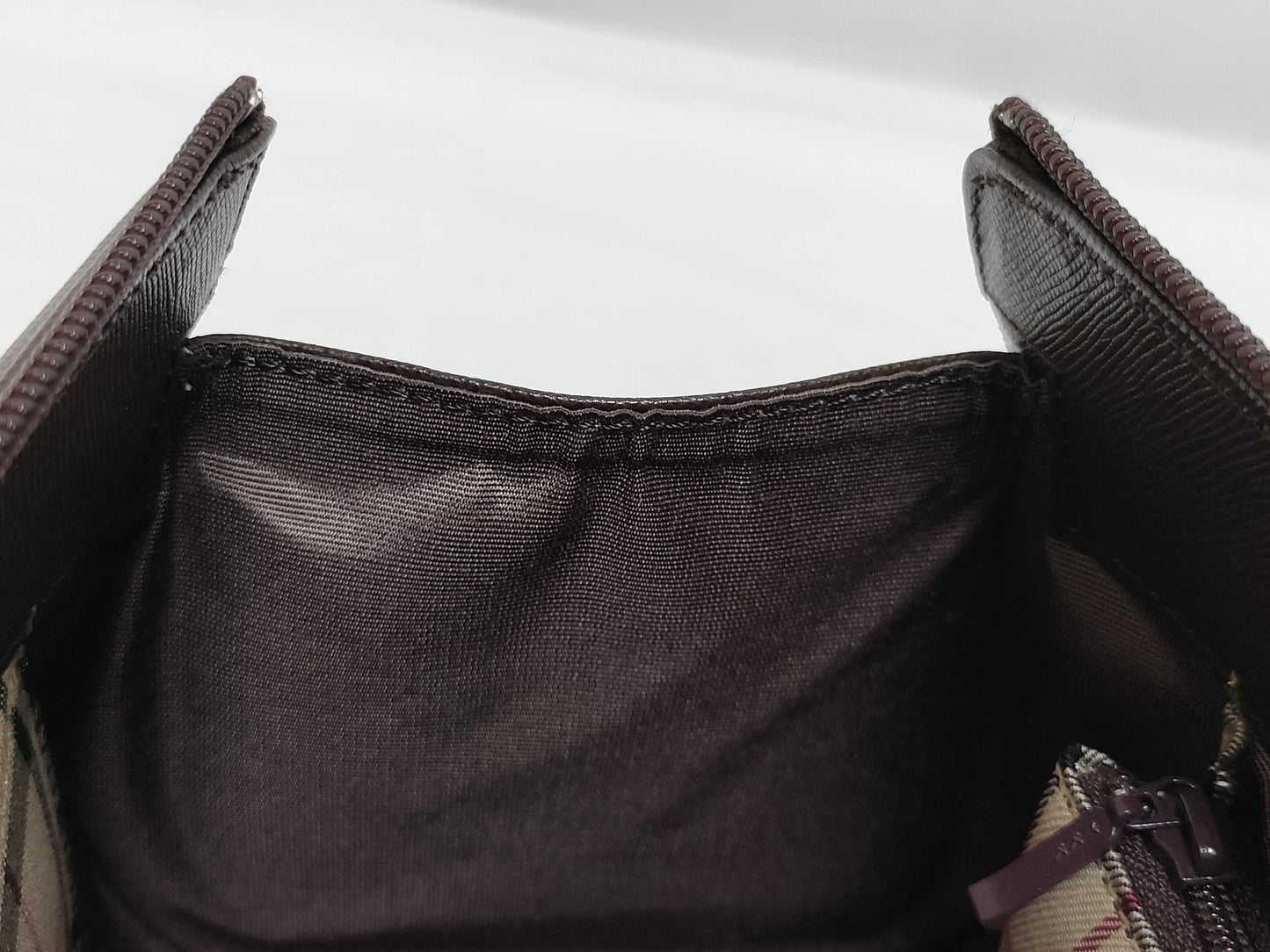 BURBERRY Handbag / Cylindrical / Brown / Color Transfer