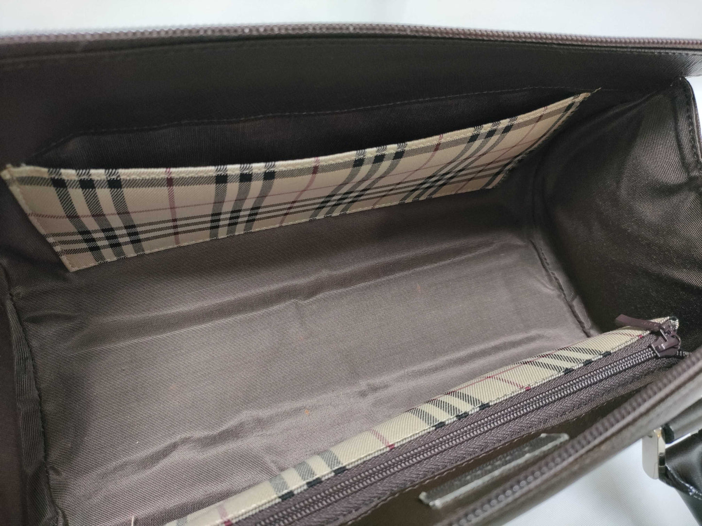 BURBERRY Handbag / Cylindrical / Brown / Color Transfer