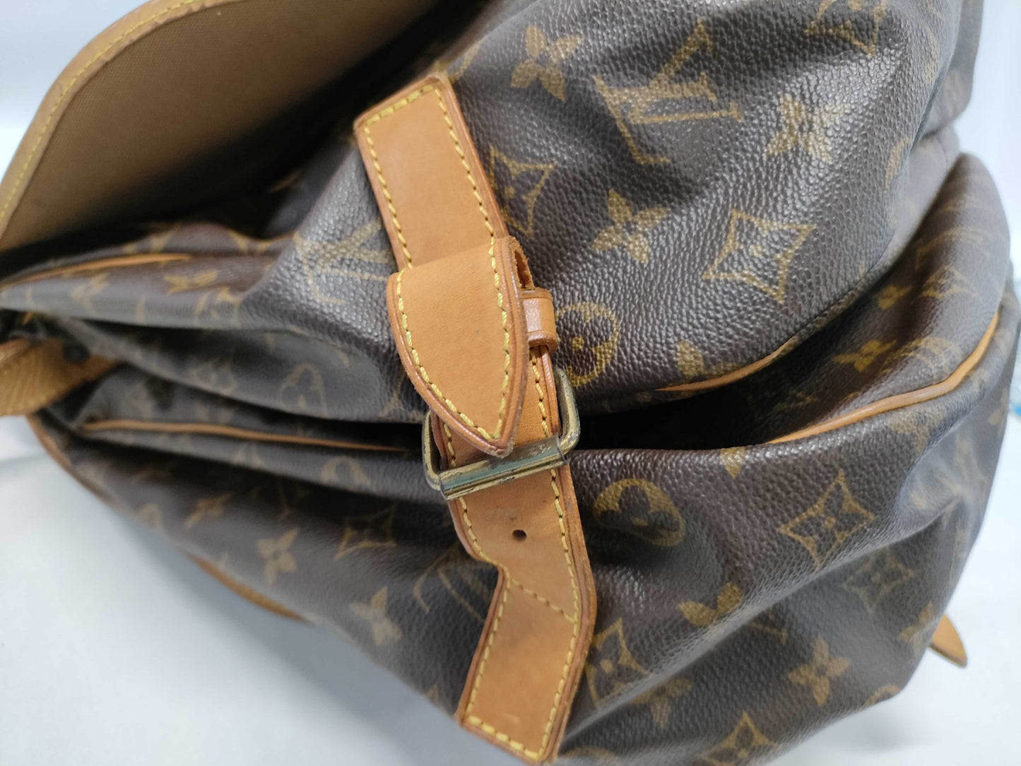 LOUIS VUITTON Monogram Saumur 40 Shoulder Bag