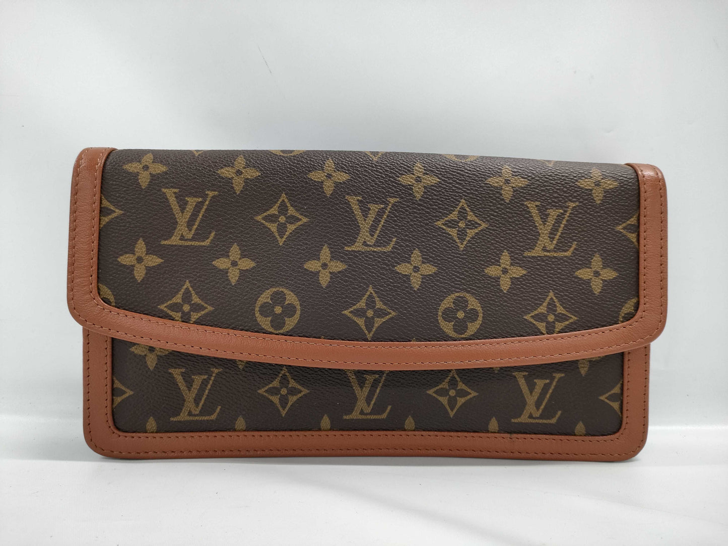LOUIS VUITTON Monogram Pochette Dame Clutch Bag