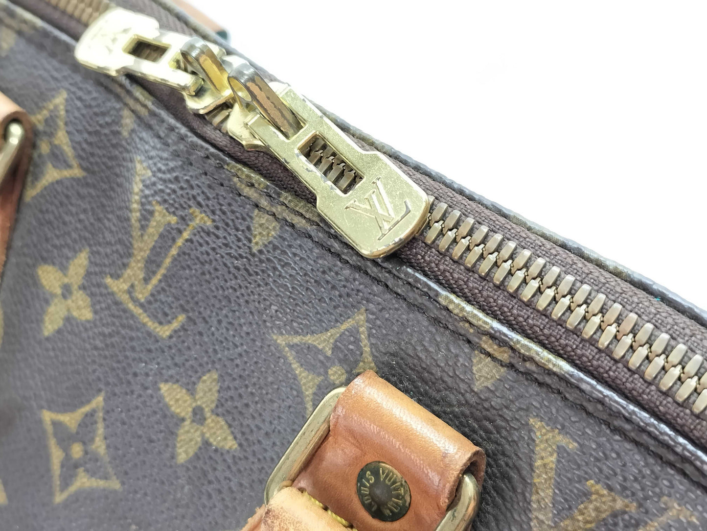 LOUIS VUITTON VI 0988 Monogram Alma Handbag