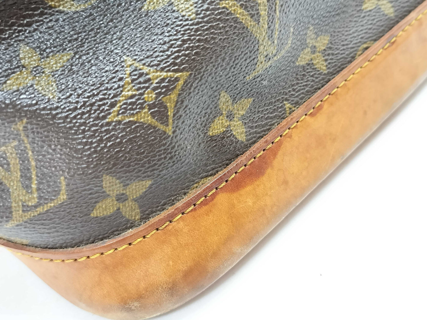 LOUIS VUITTON VI 0988 Monogram Alma Handbag