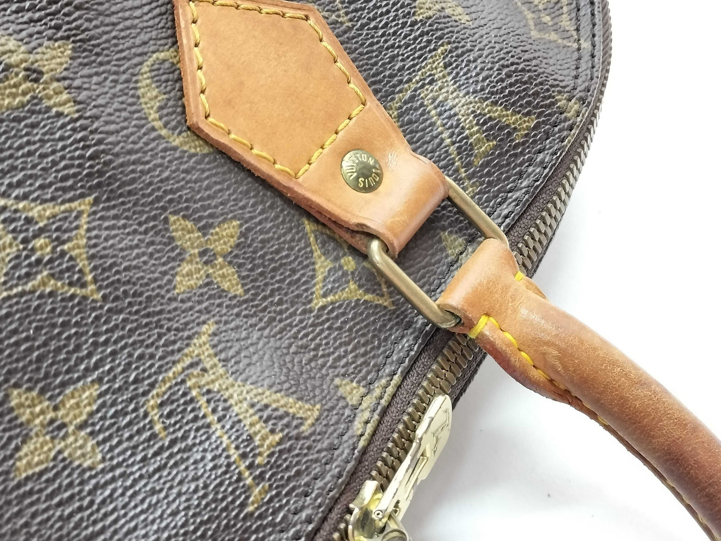 LOUIS VUITTON VI 0988 Monogram Alma Handbag