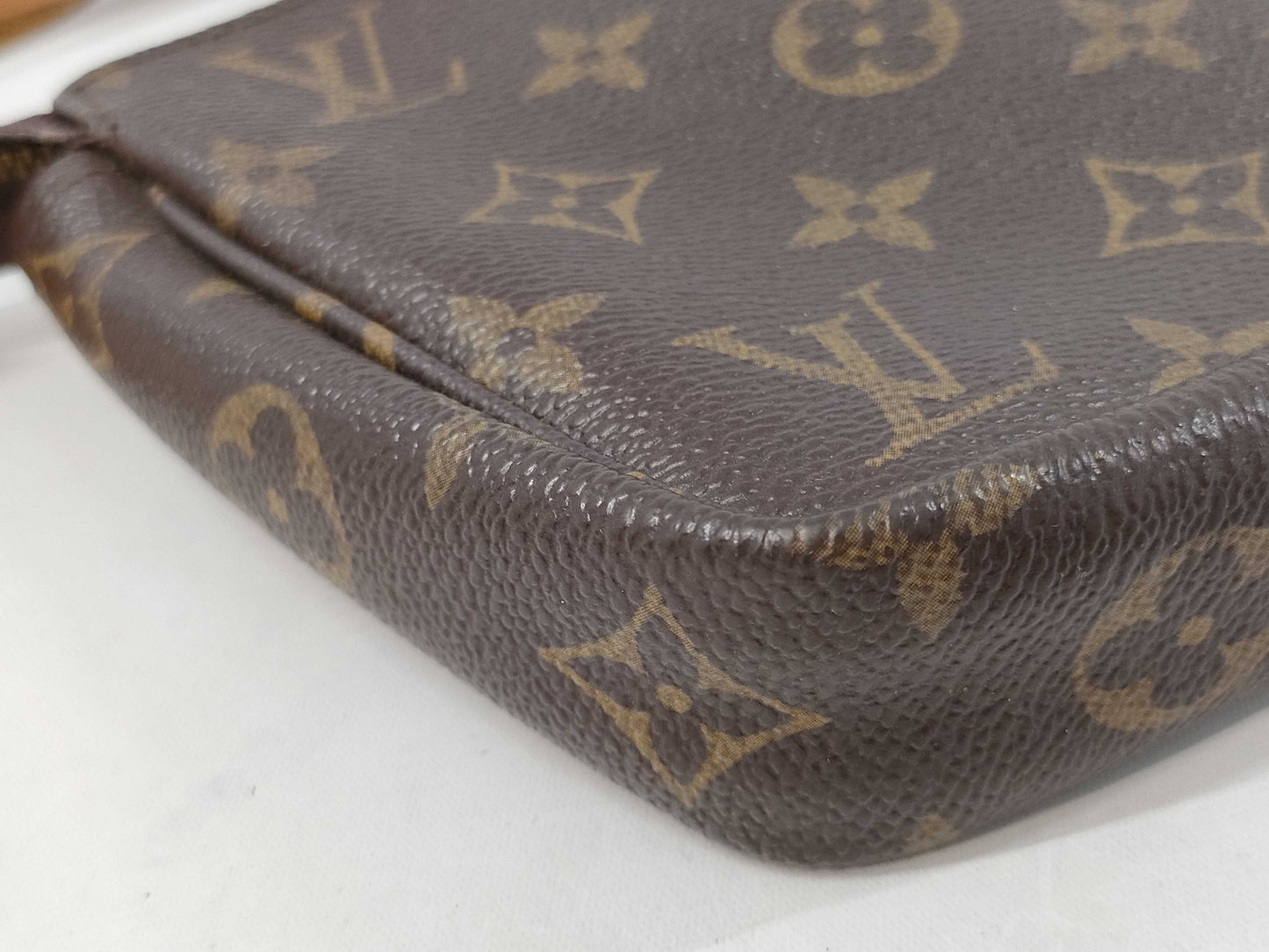 LOUIS VUITTON Monogram M40712 Pochette Accessoires Handbag