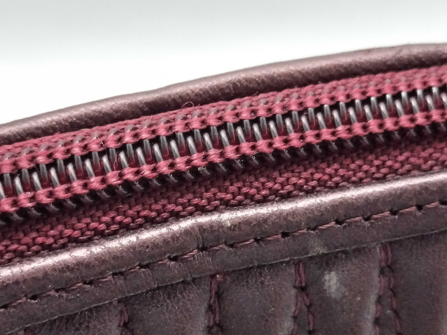 BALLY BALLY Leather Quilted Chain Shoulder Bag