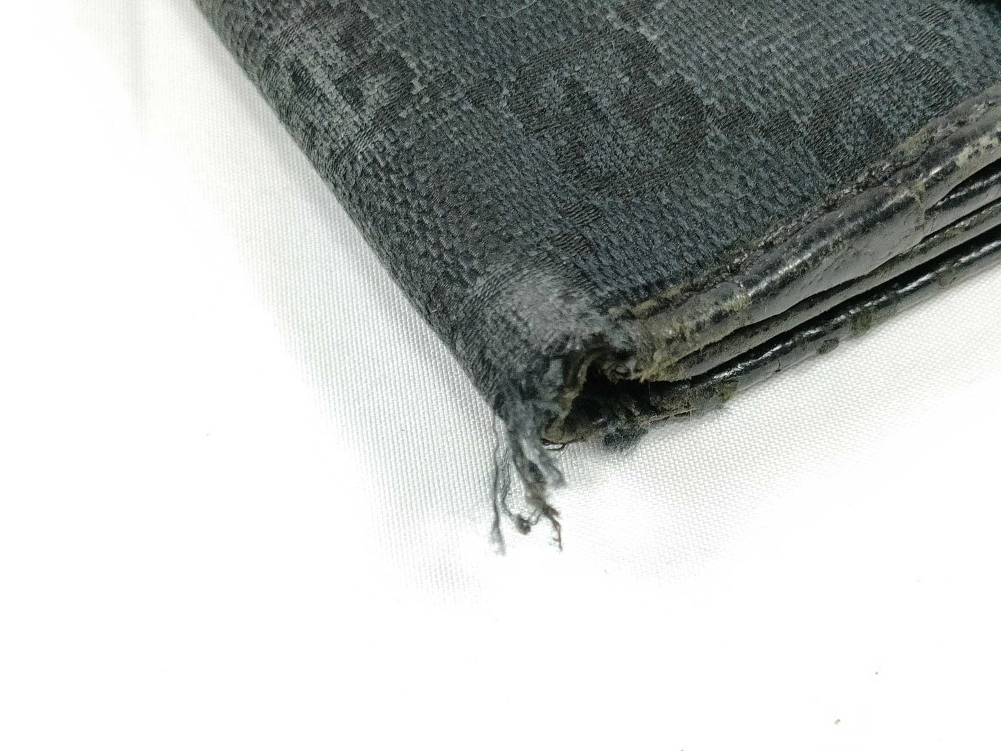 GUCCI wallet / Ferragamo leather billfold / Jimmy Choo wallet