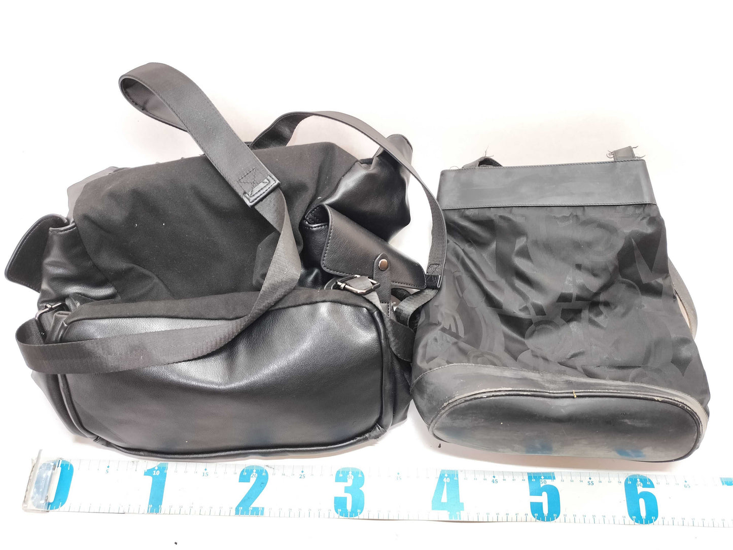 COACH 25137 / Signature F15067 / Ferragamo One-Shoulder / ZARA Backpack Tote Bag