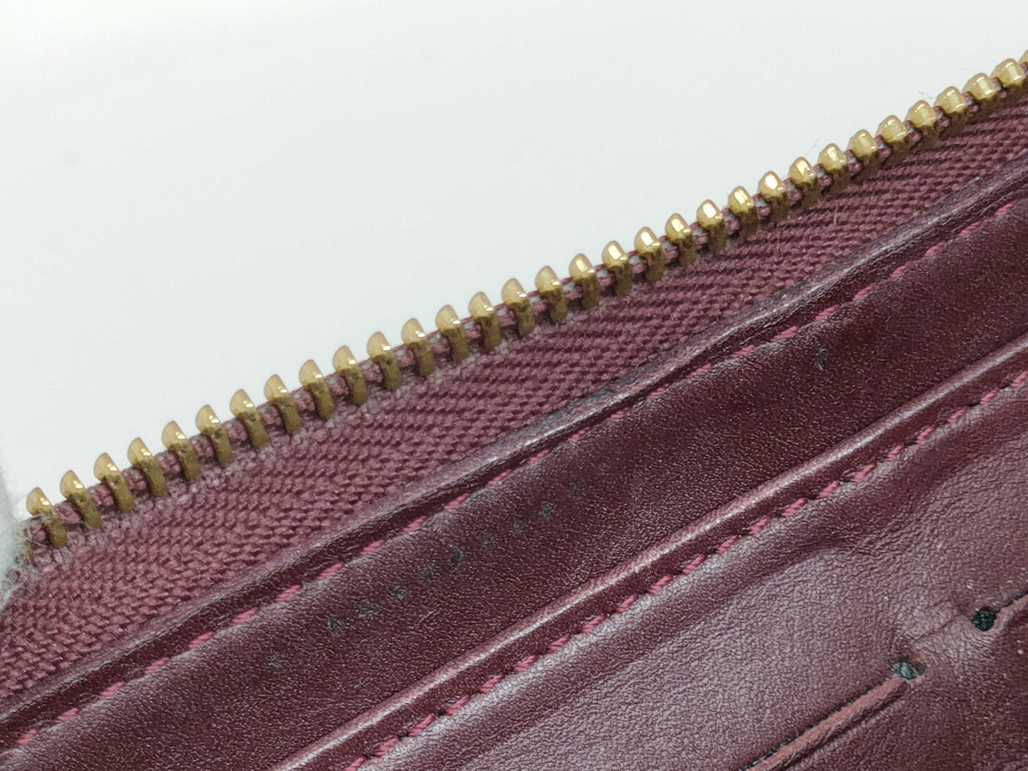 LOUIS VUITTON Vernis Zippy Wallet