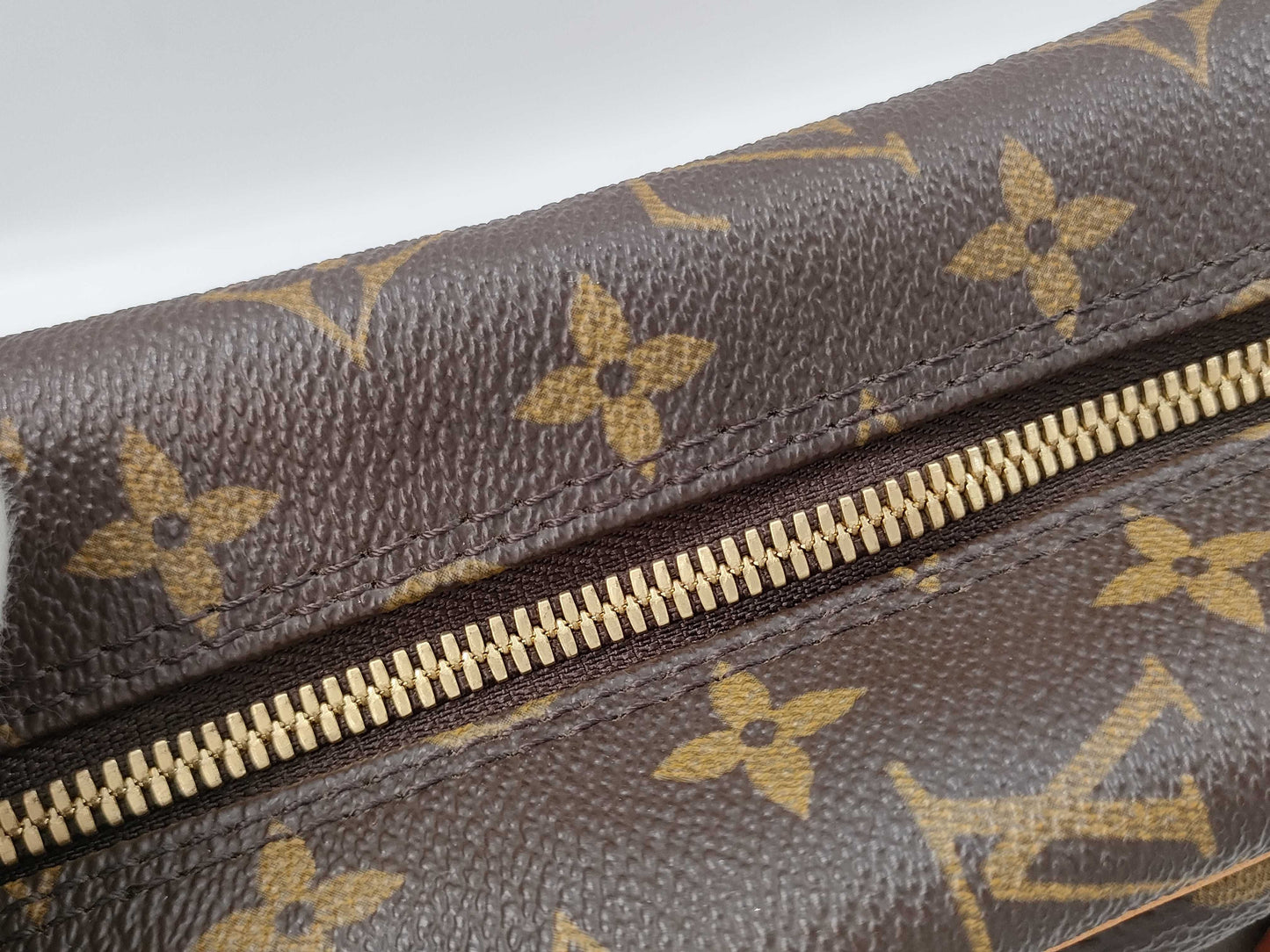 LOUIS VUITTON Monogram M51182 Cite MM Tote Bag