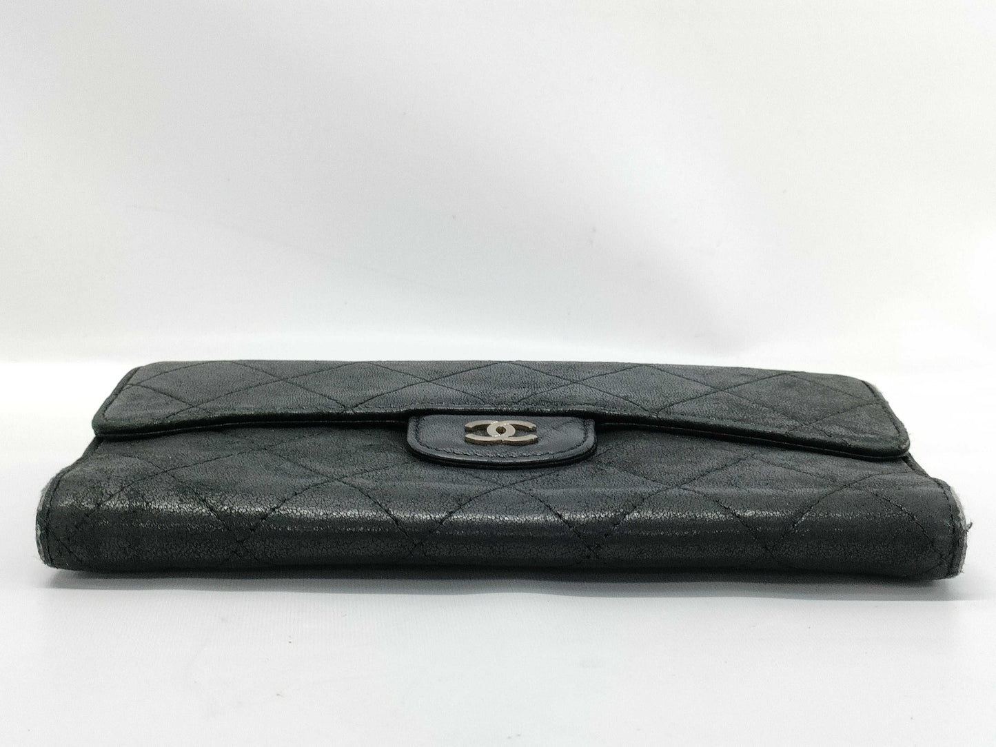 CHANEL Matelasse Lambskin Wallet