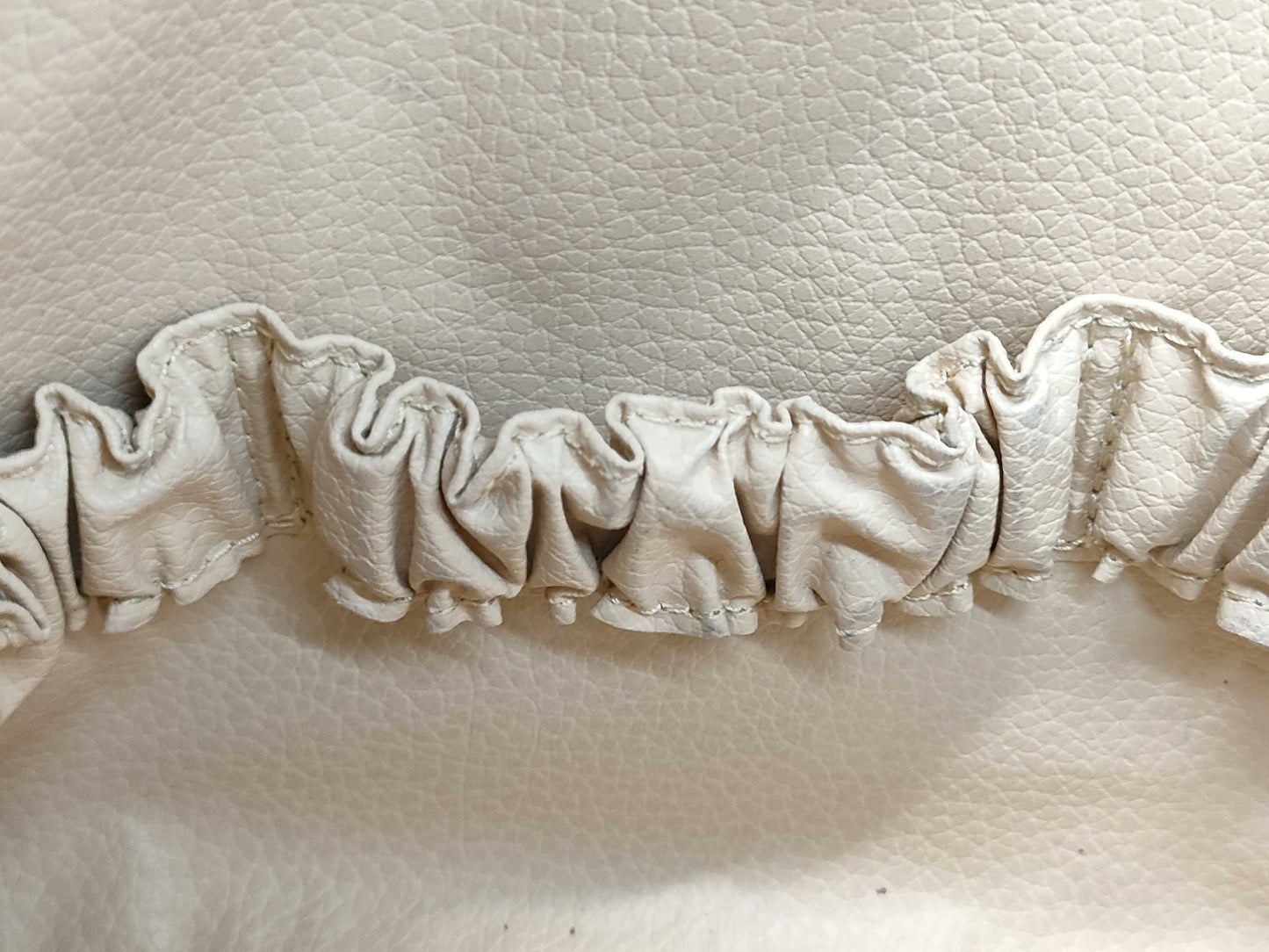 LOUIS VUITTON Monogram M47524 True Toilet 23 Second Bag