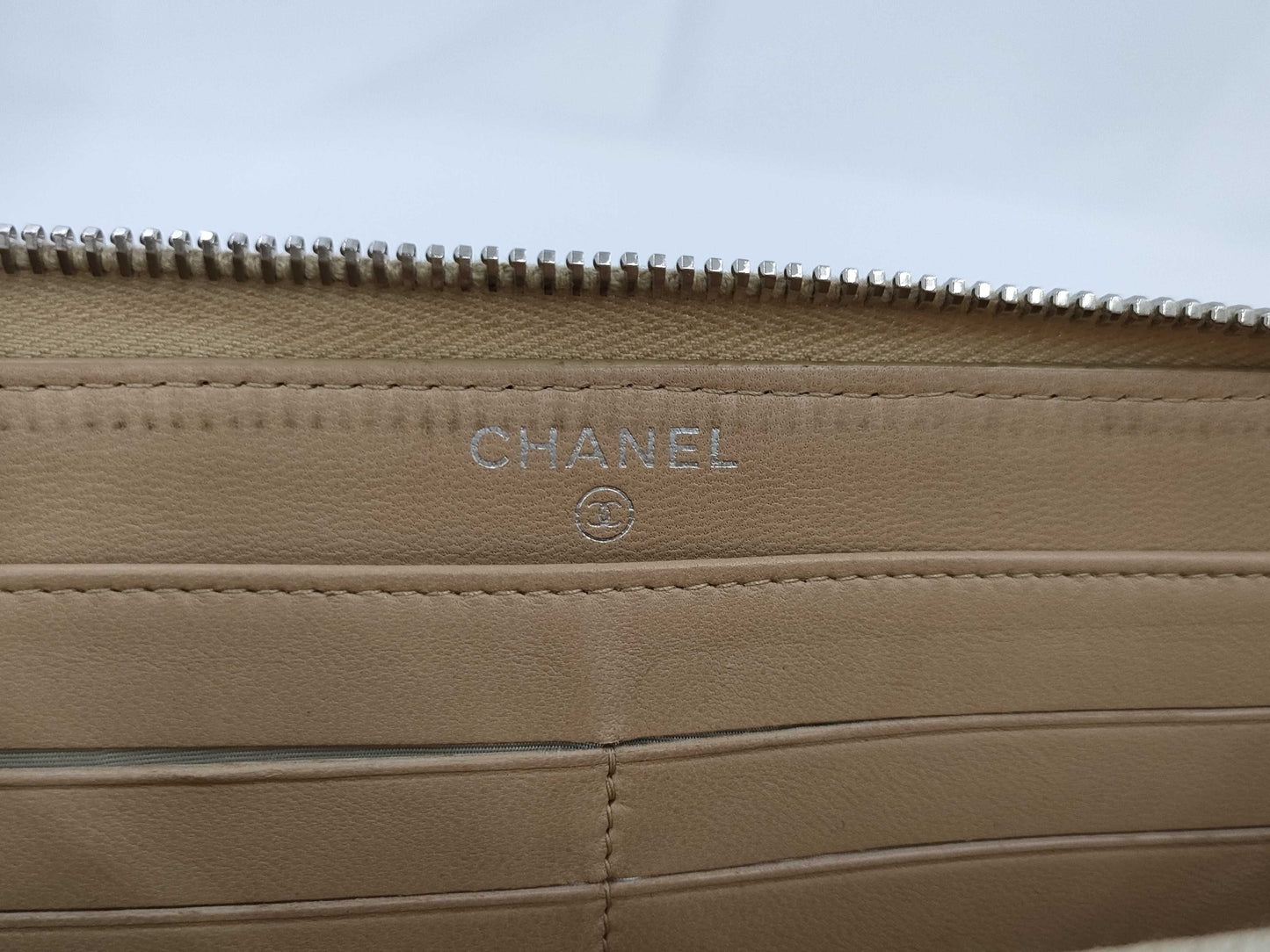 CHANEL Caviar Skin Long Wallet with Round Zipper