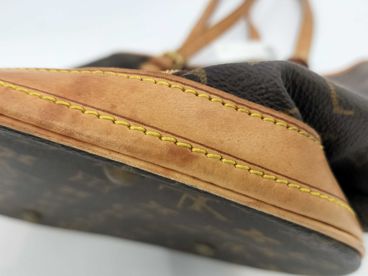 LOUIS VUITTON SP0928 Monogram Bucket GM Tote Bag
