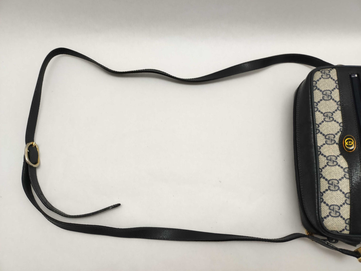 GUCCI GG Supreme Old Sherry Line Shoulder Bag