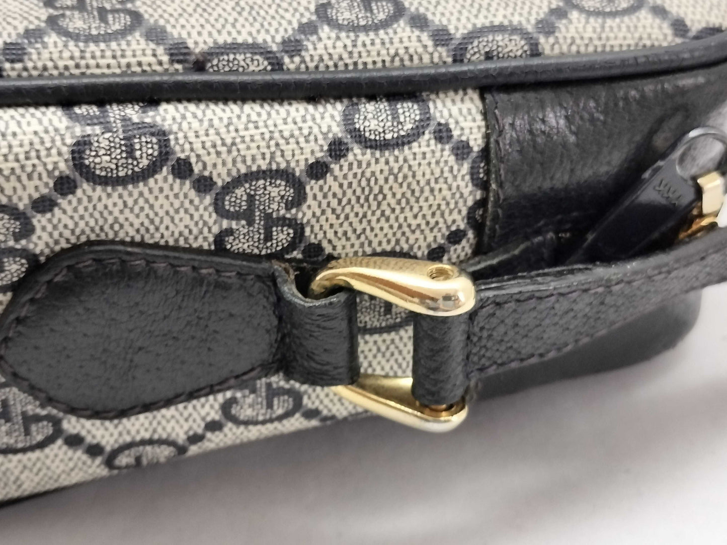 GUCCI GG Supreme Old Sherry Line Shoulder Bag