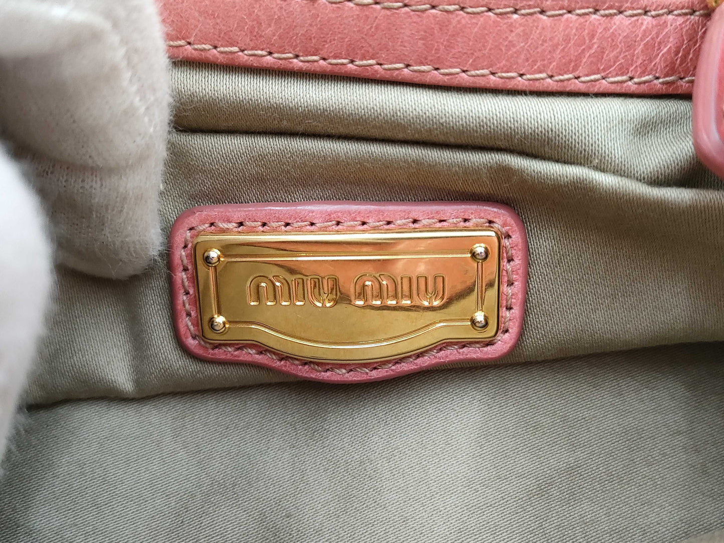 Miu Miu Leather 2-Way Pink Handbag