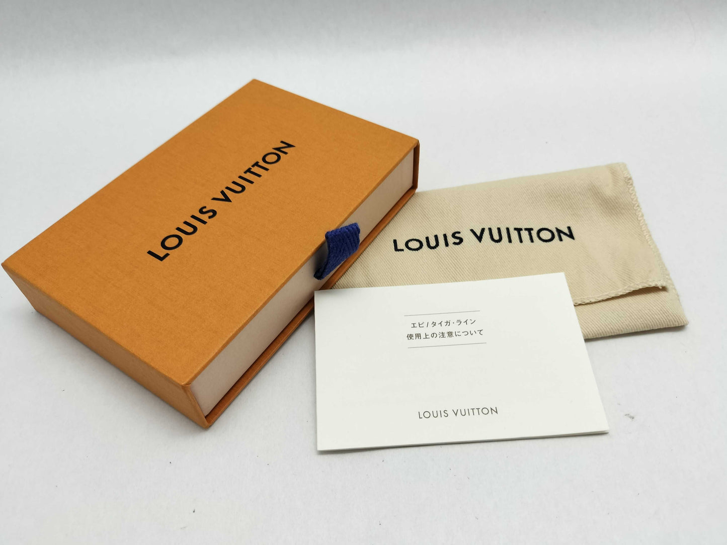 LOUIS VUITTON RFID Unverified MI3186 Taiga Organizer de Poche Card Case/Pass Case/Business Card Holder