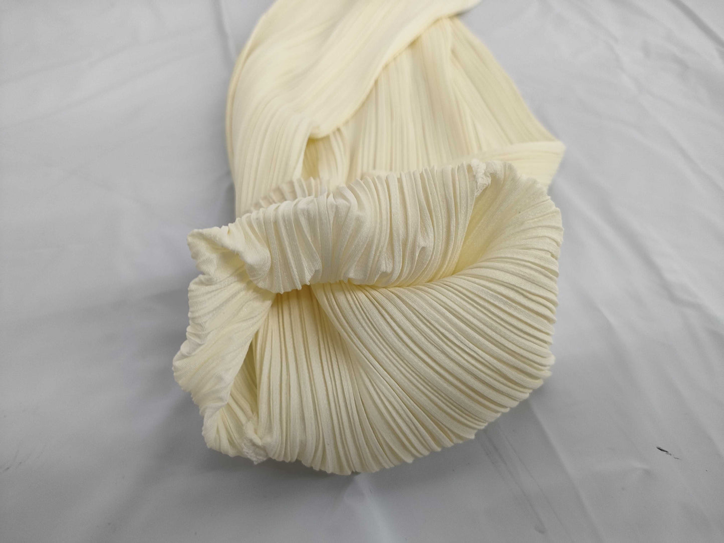 ISSEY MIYAKE Pleated White Tops Tops