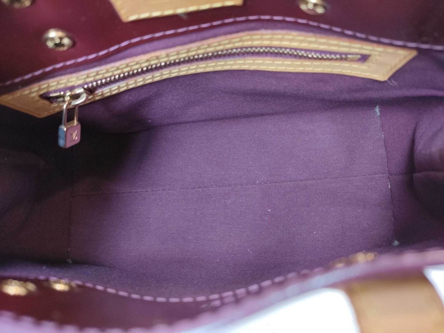 LOUIS VUITTON RFID verification failed MI4077 Vernis Reed PM handbag