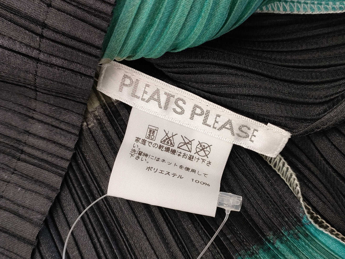 ISSEY MIYAKE Pleats Please Top Light Blue/Black/White Top