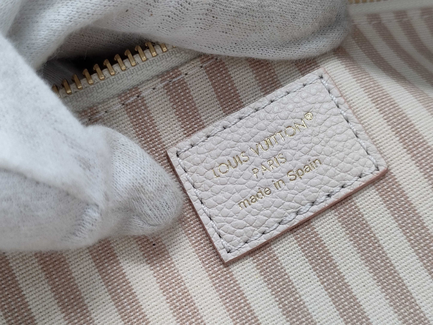 LOUIS VUITTON Monogram Empreinte M14285 Neverfull MM Tote Bag