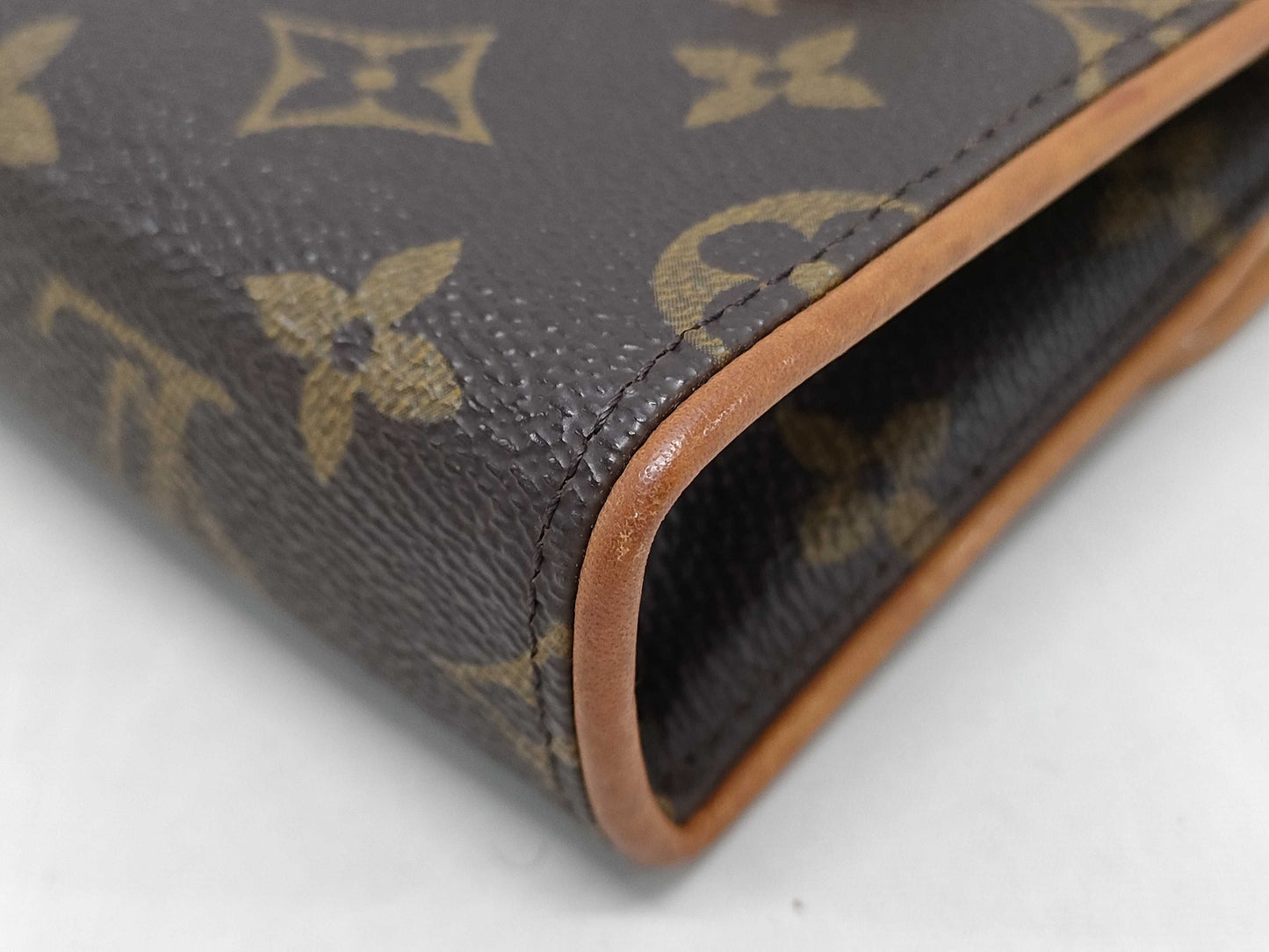 LOUIS VUITTON Monogram M51855 Pochette Florentine Shoulder Bag