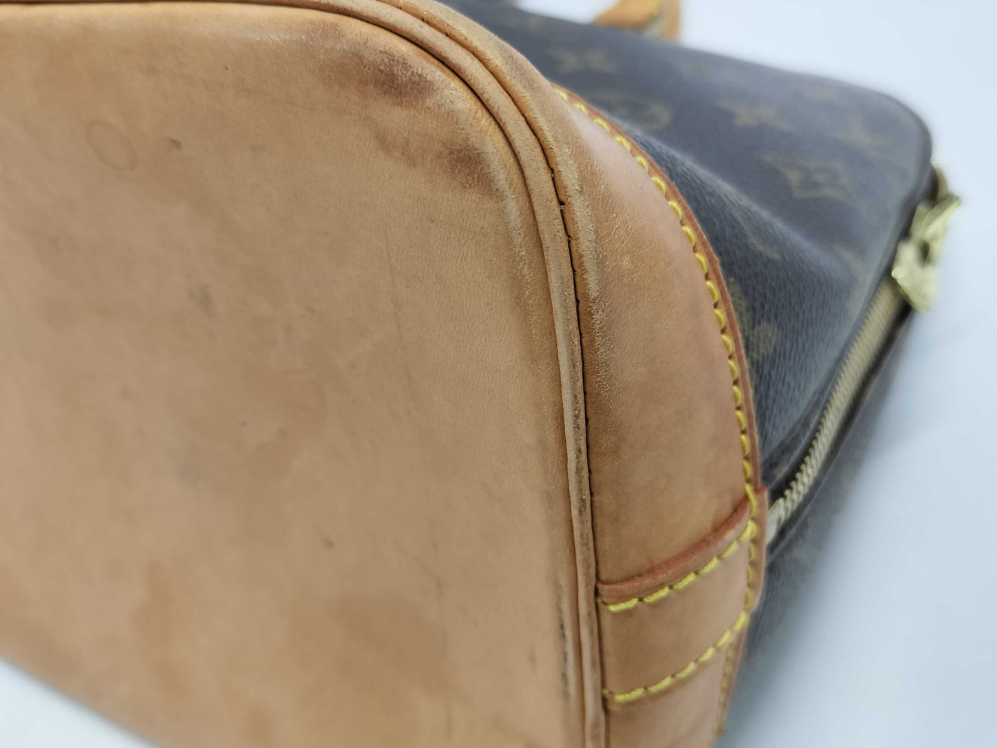 LOUIS VUITTON Monogram M51130 Alma Handbag