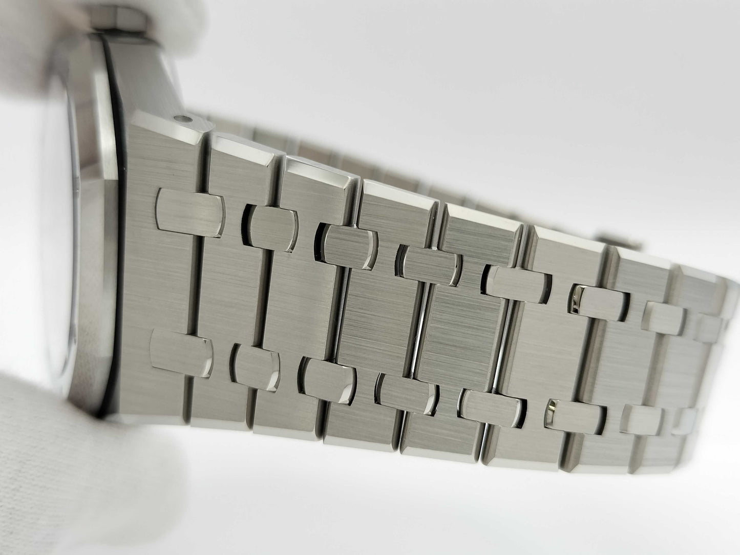 AUDEMARS PIGUET 15510ST.OO.1320ST.10 UG1320J Gray Dial Men's Watch