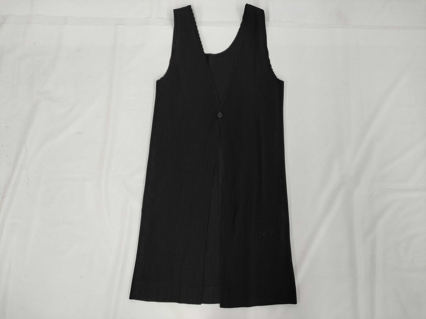 ISSEY MIYAKE Apron Black Other Apparel