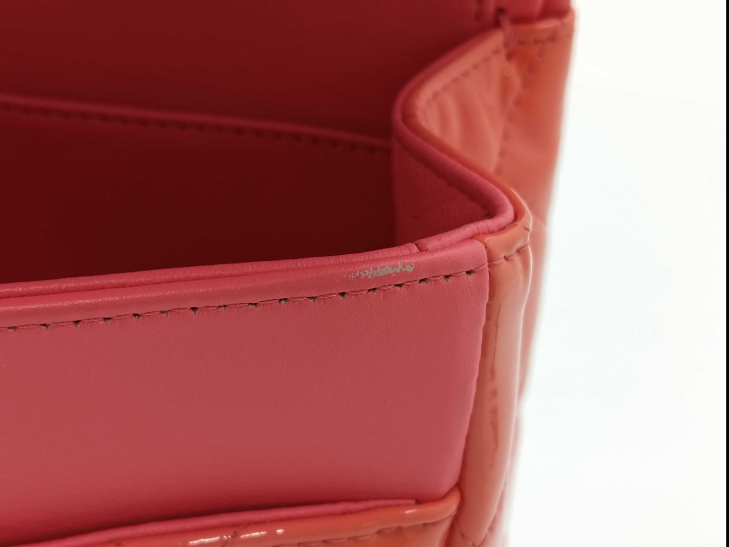 CHANEL No. 21 Enamel Matelasse Pink Shoulder Bag