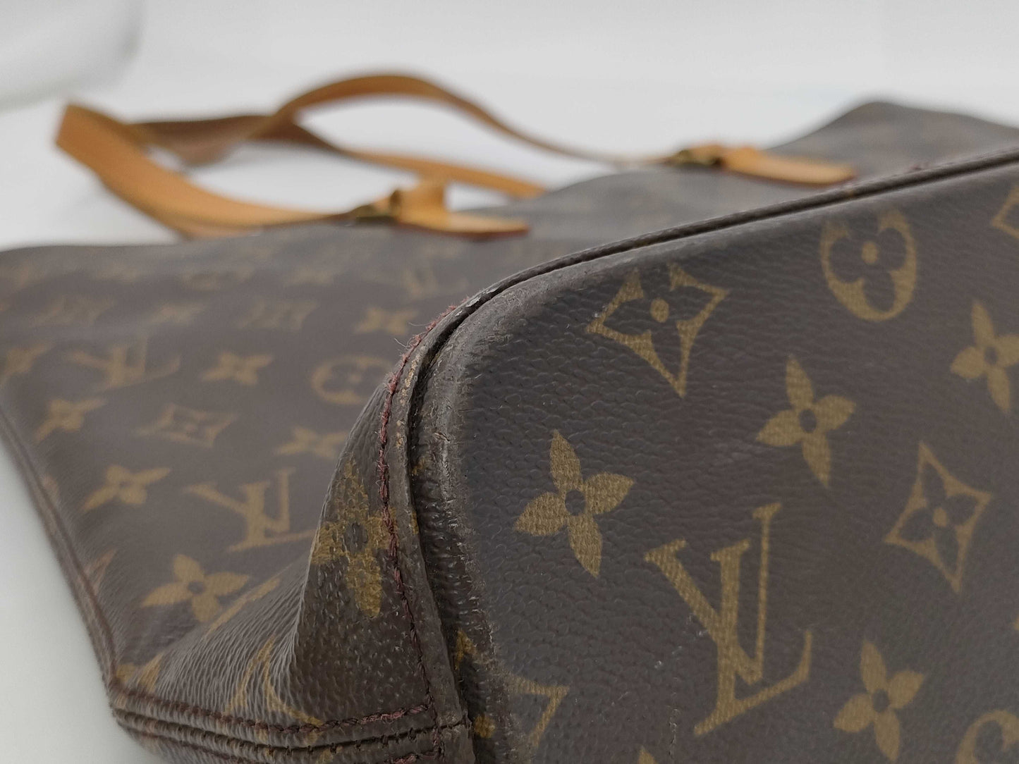 LOUIS VUITTON Monogram M51155 Luco Tote Bag with Torn Base