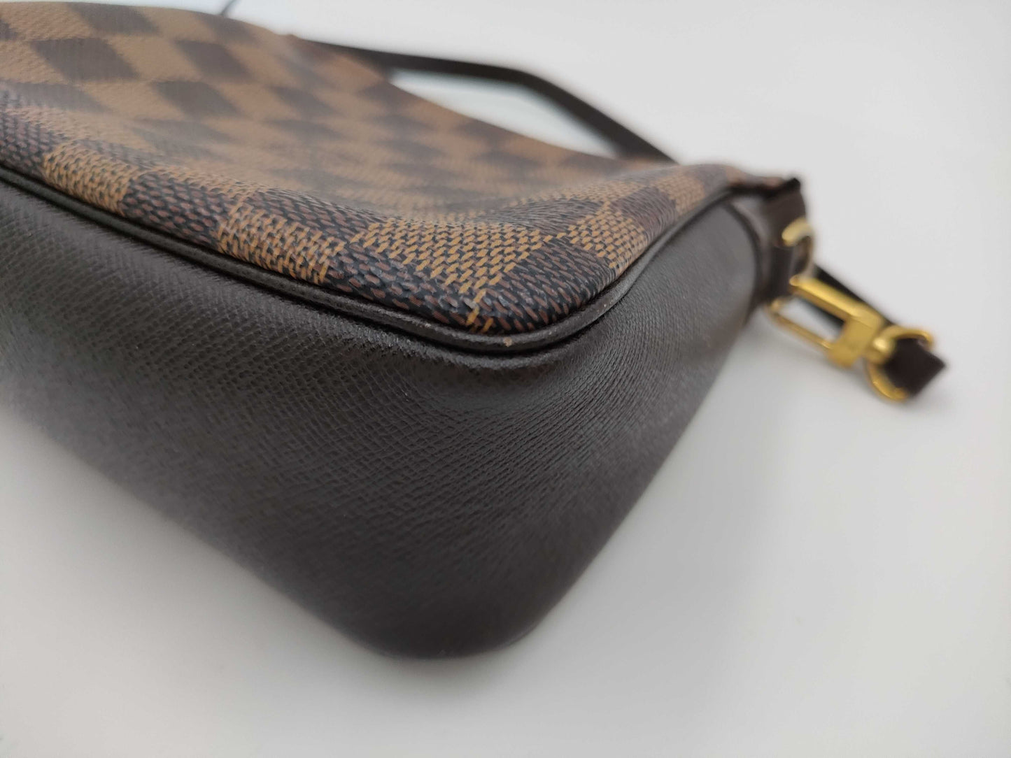 LOUIS VUITTON Damier N51982 Truth Makeup Handbag